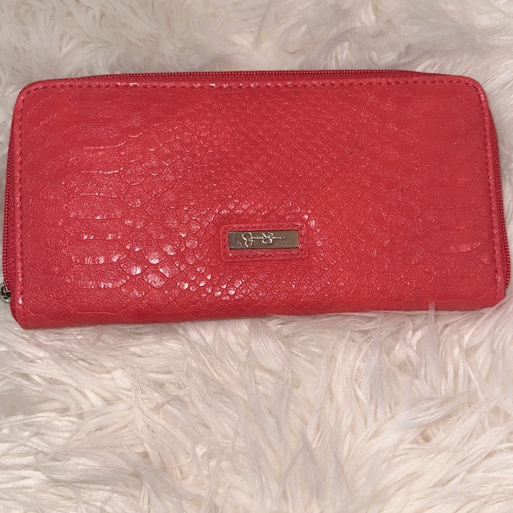 Jessica Simpson wallet.